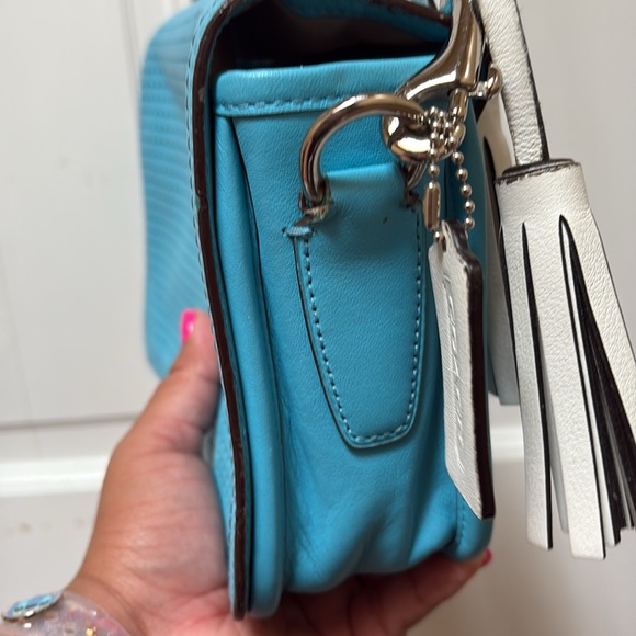 Coach legacy penny robin Blue Perforated Crossbody Bag GUC - Picture 5 of 15